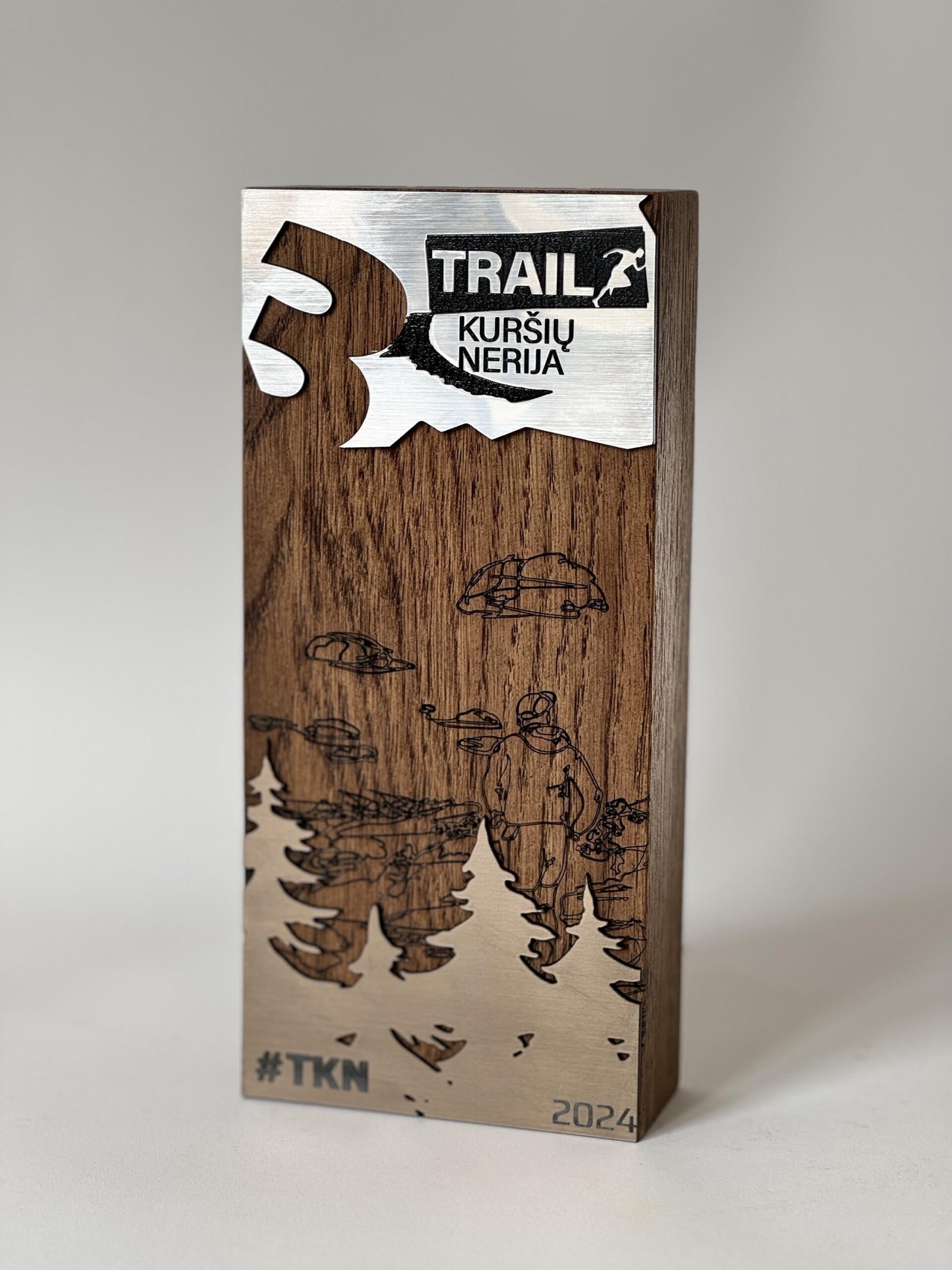 Trail Custom Trophy A027 - Image 7