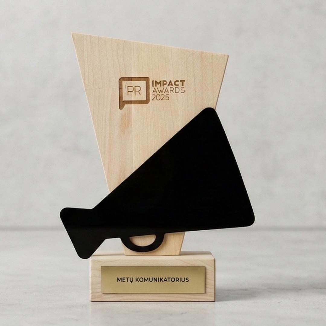 Custom Trophy A050