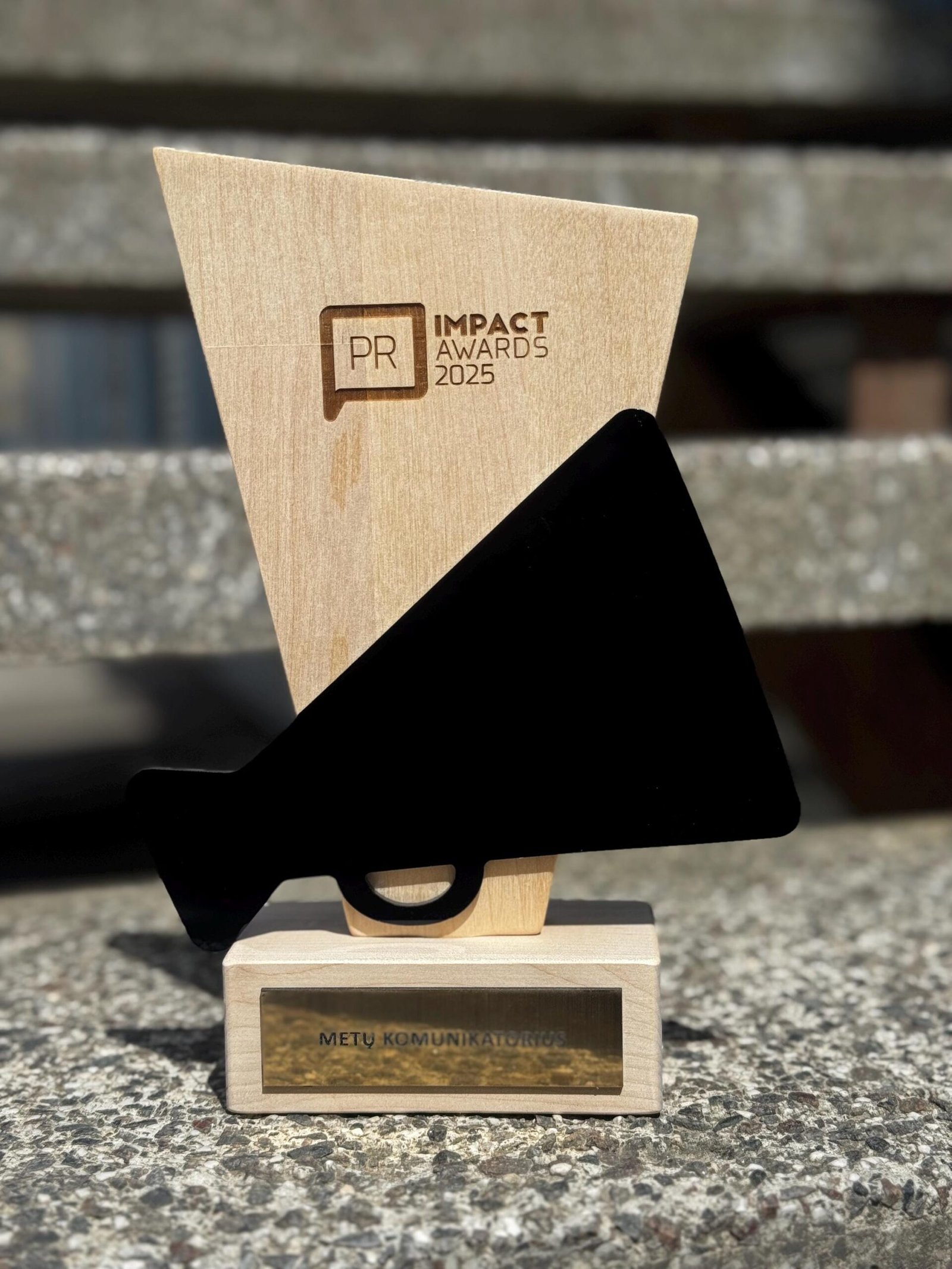 Custom Trophy A050 - Image 7