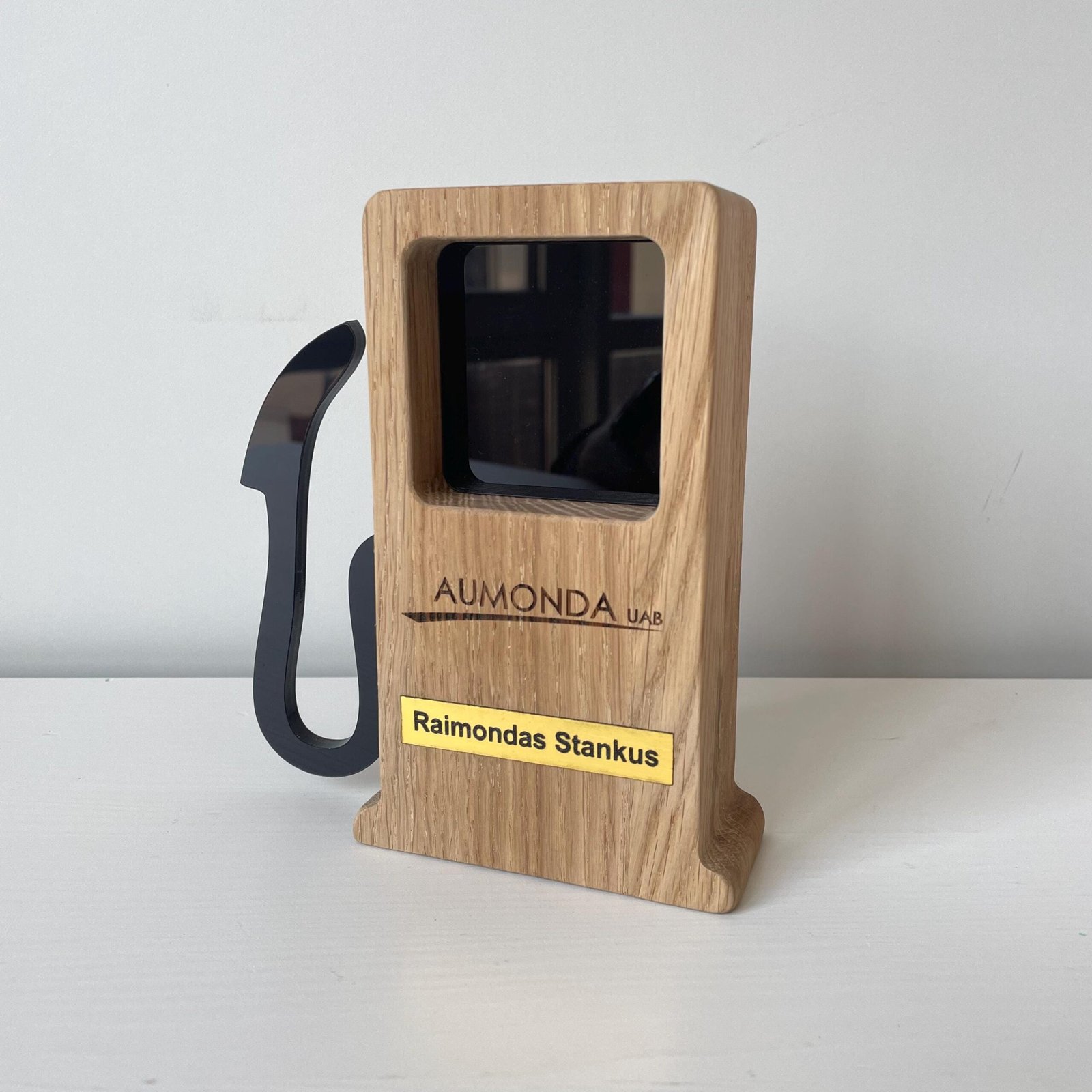 Fuel Business Award A069 - Image 6